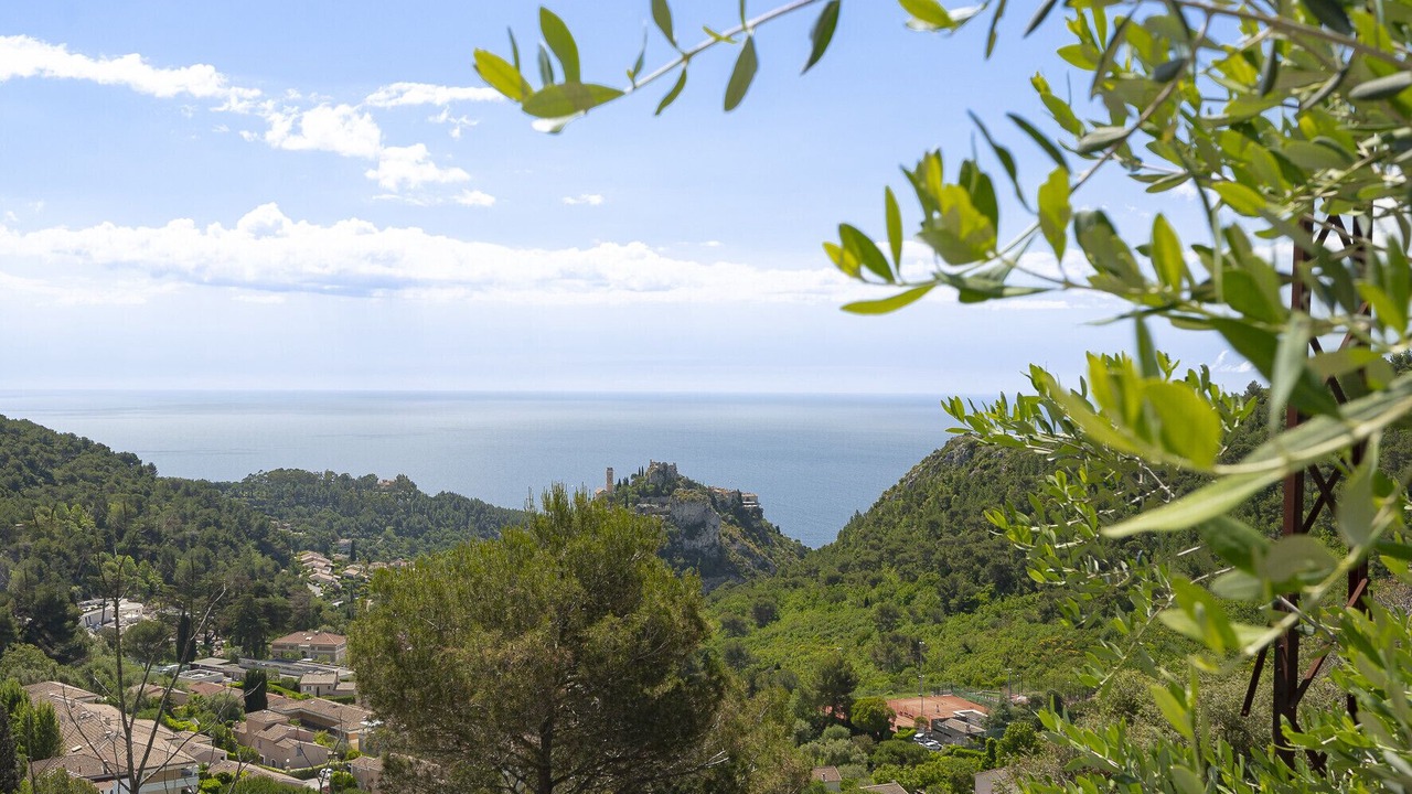 Photo of Others in Eze