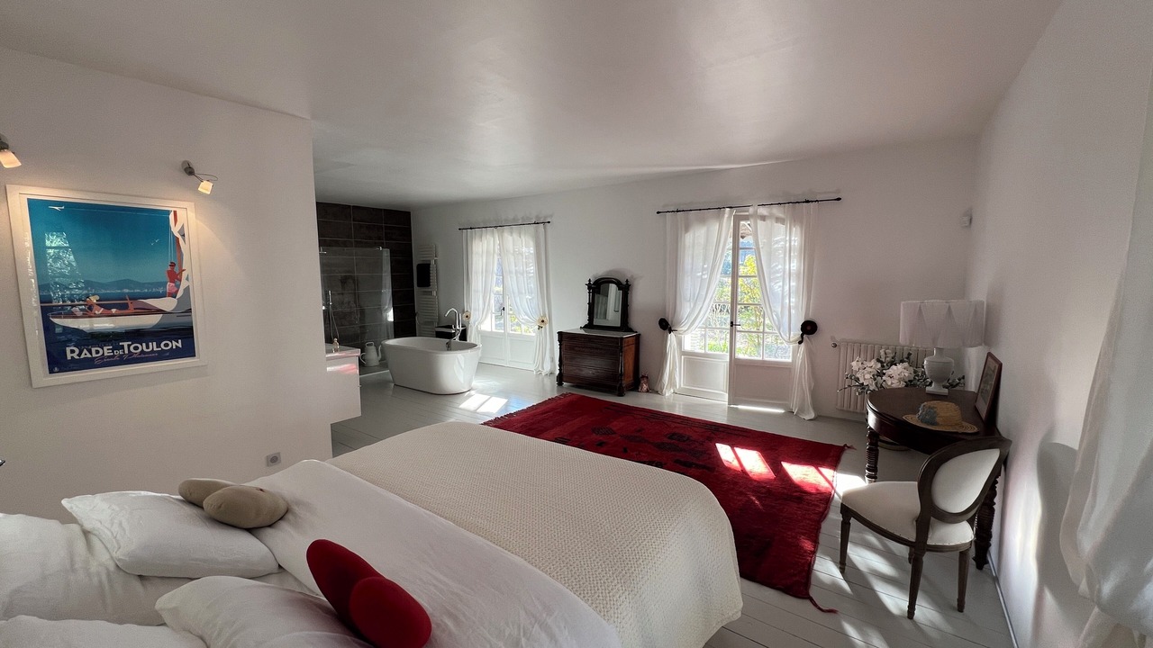 Photo of Bedroom in La Londe-les-Maures