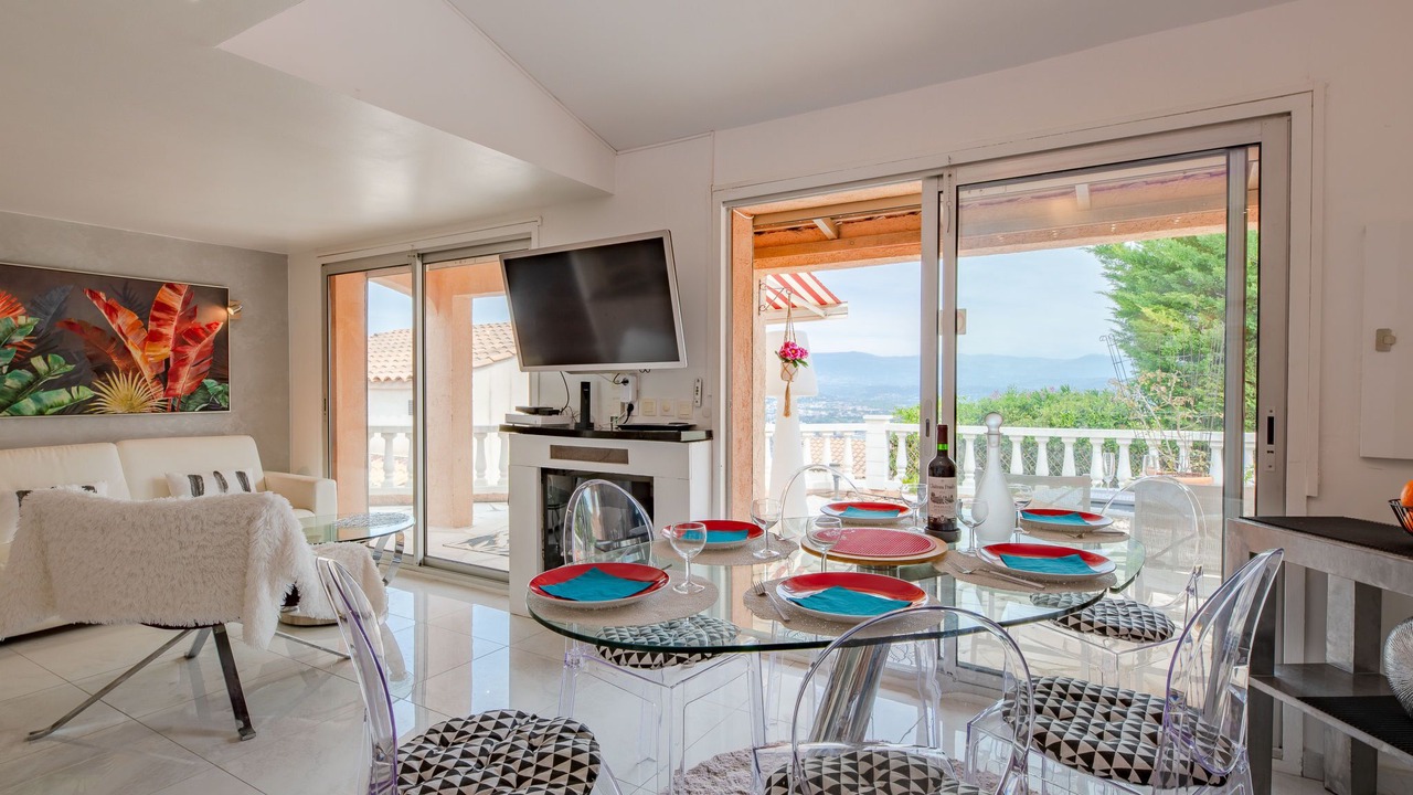 Photo of Livingroom in Theoule-Superieur