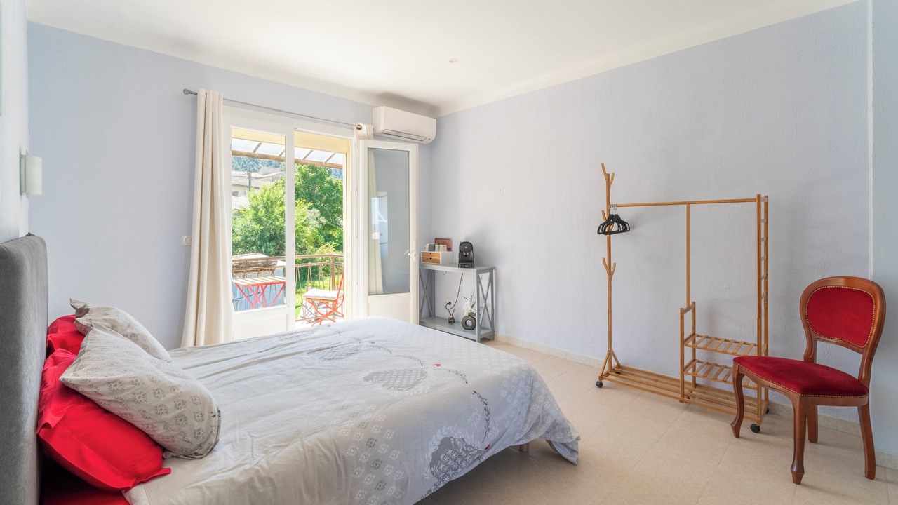 Photo of Bedroom in Robion