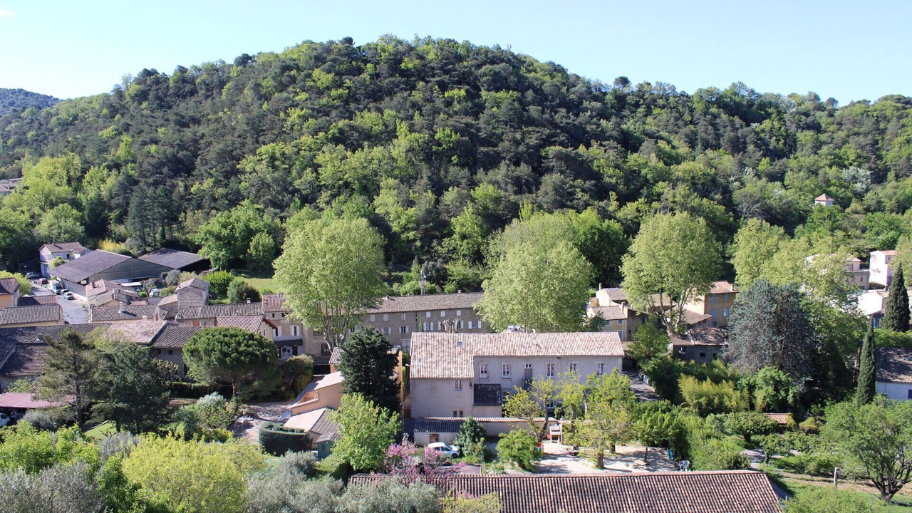 Photo of Others in Entrechaux