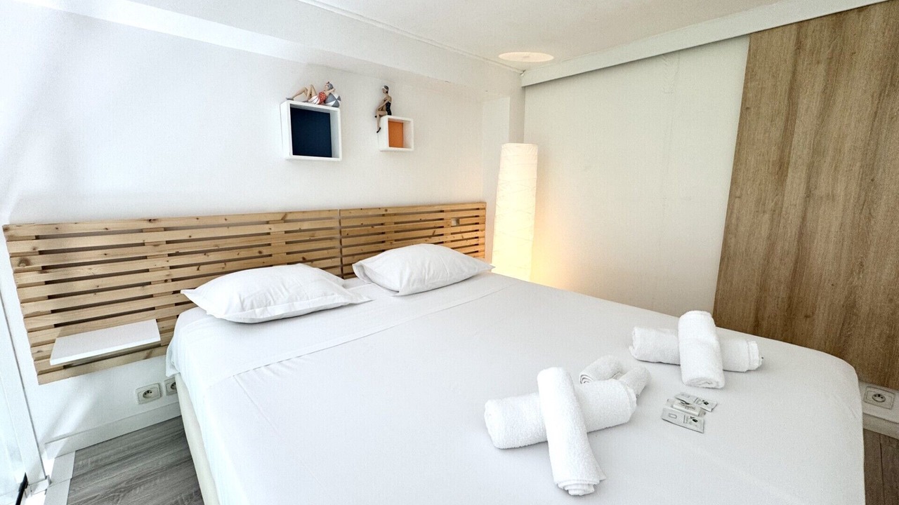 Photo of Bedroom in Nice City Centre