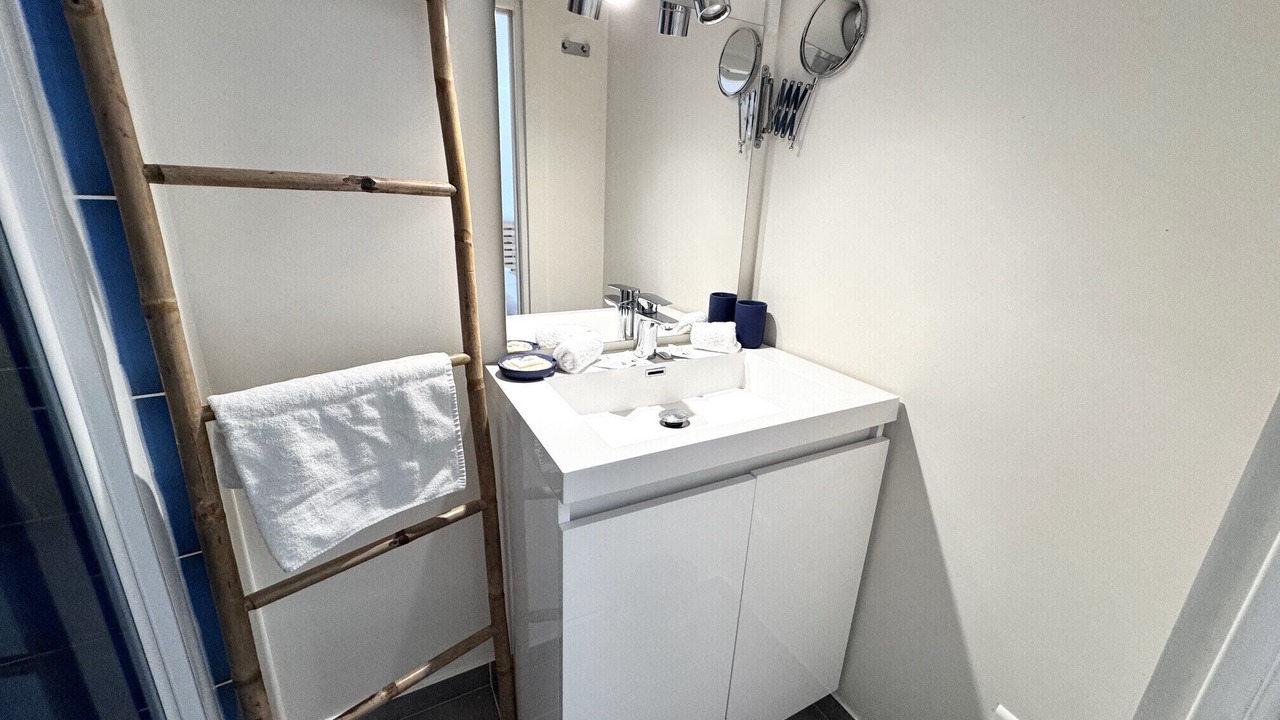 Photo of Bathroom in Nice City Centre