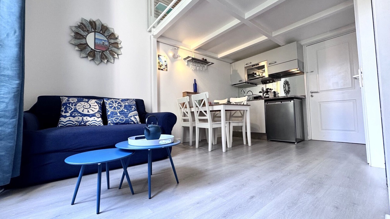 Photo of Livingroom in Nice City Centre