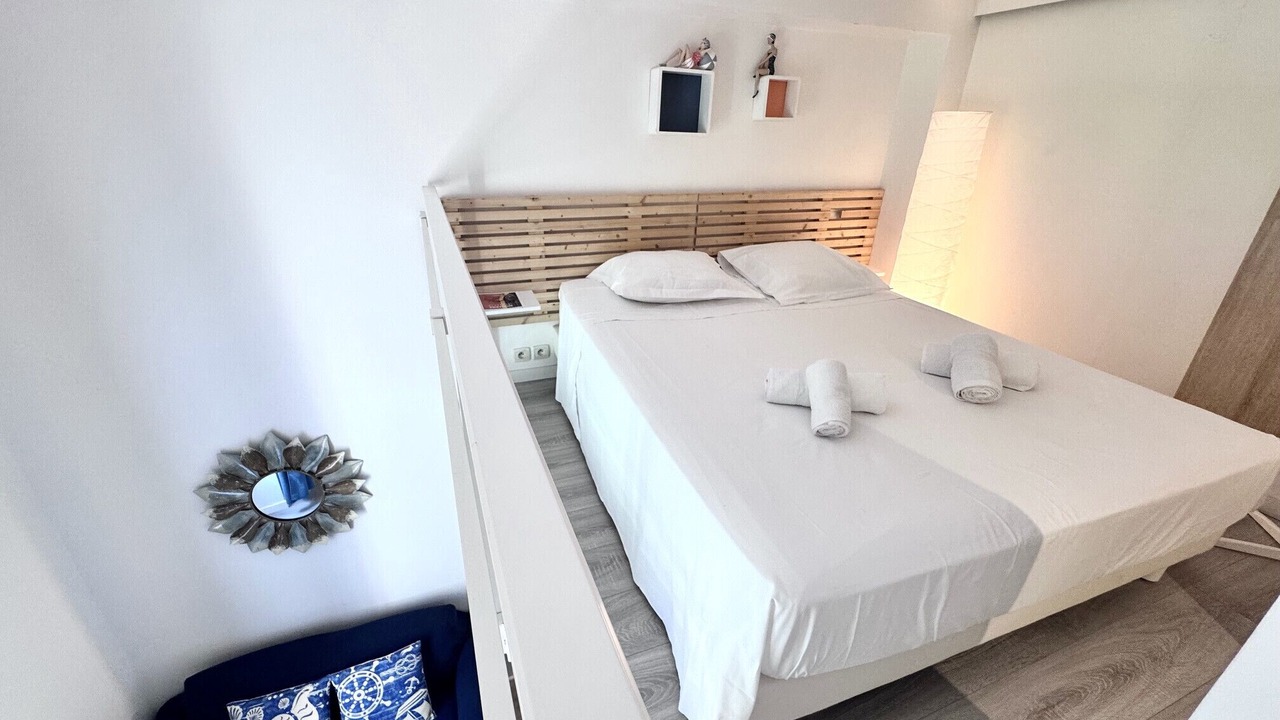 Photo of Bedroom in Nice City Centre