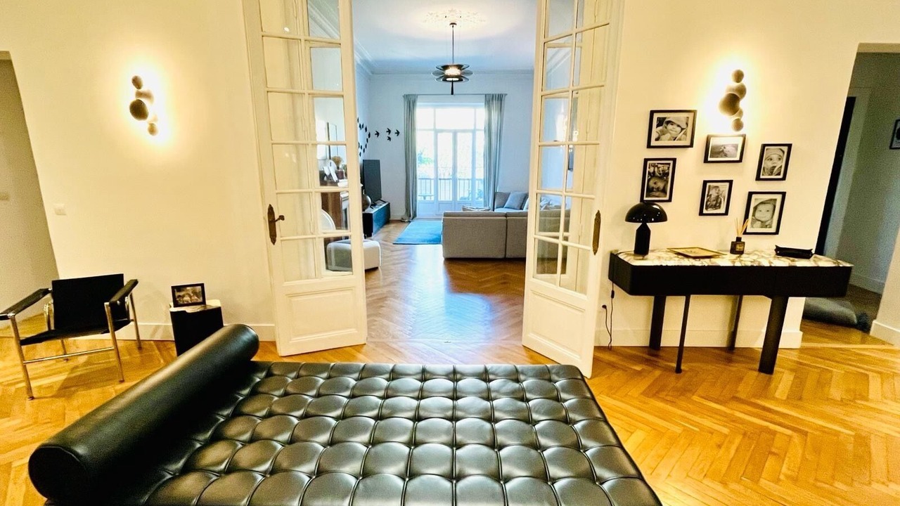 Photo of Livingroom in Perier