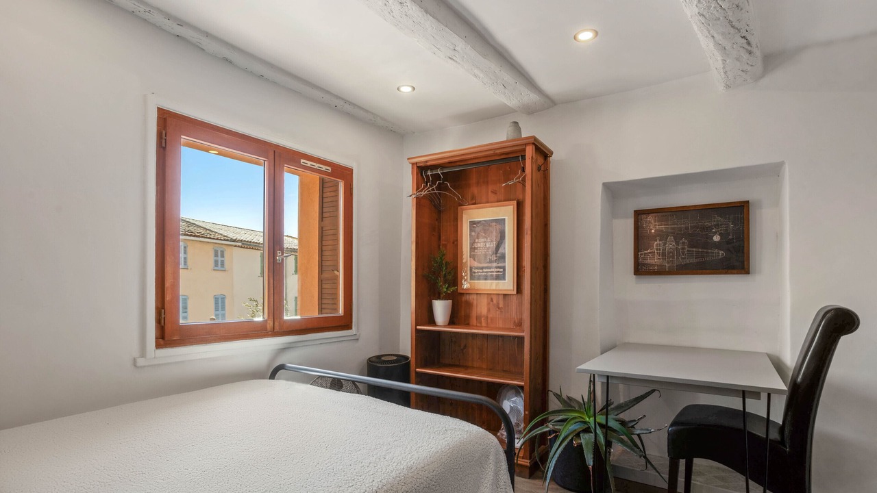 Photo of Bedroom in Frejus City Centre