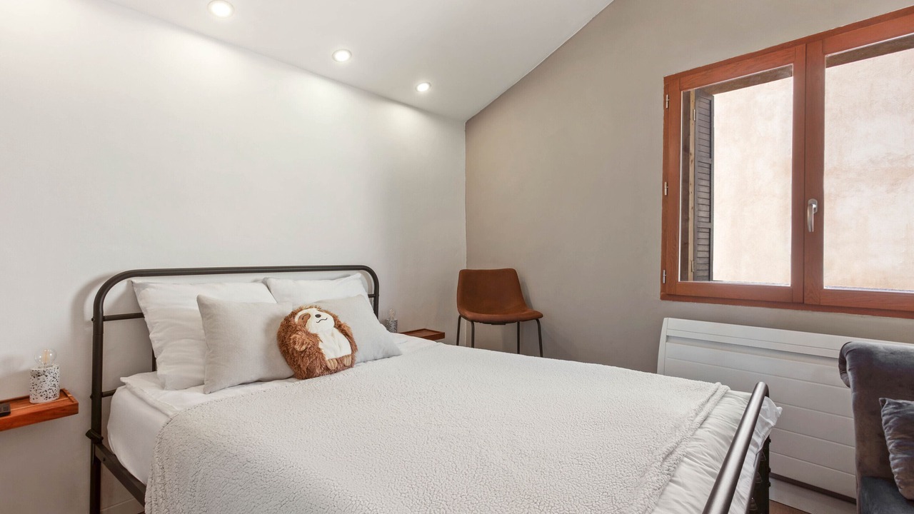 Photo of Bedroom in Frejus City Centre