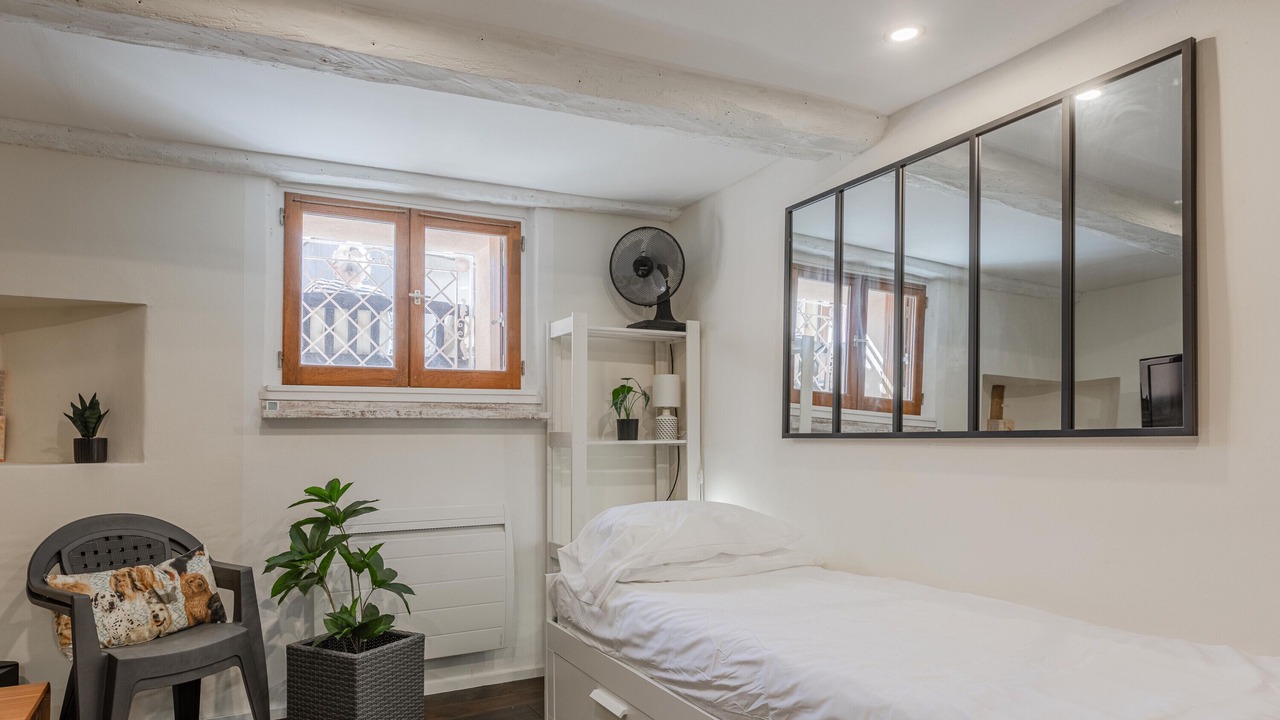Photo of Bedroom in Frejus City Centre