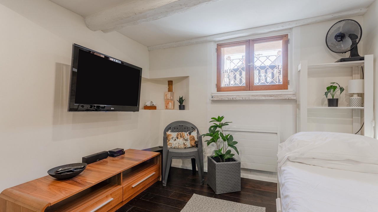 Photo of Bedroom in Frejus City Centre