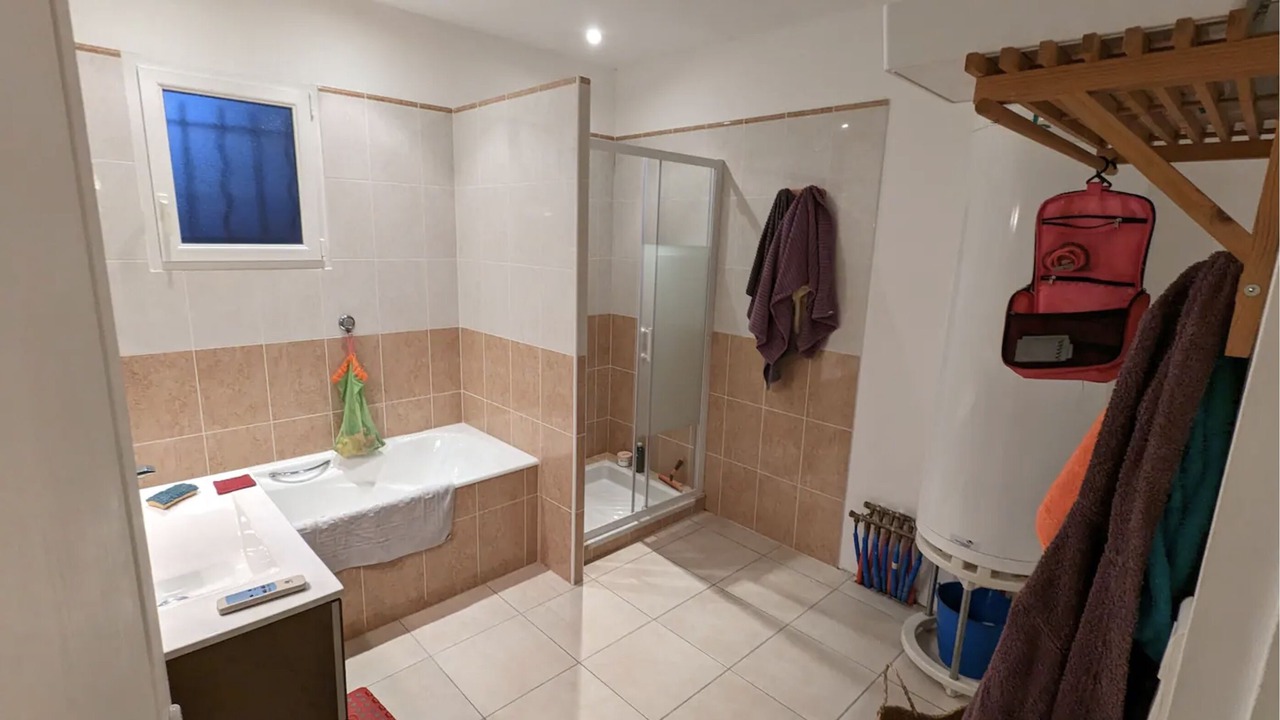 Photo of Bathroom in Saussines