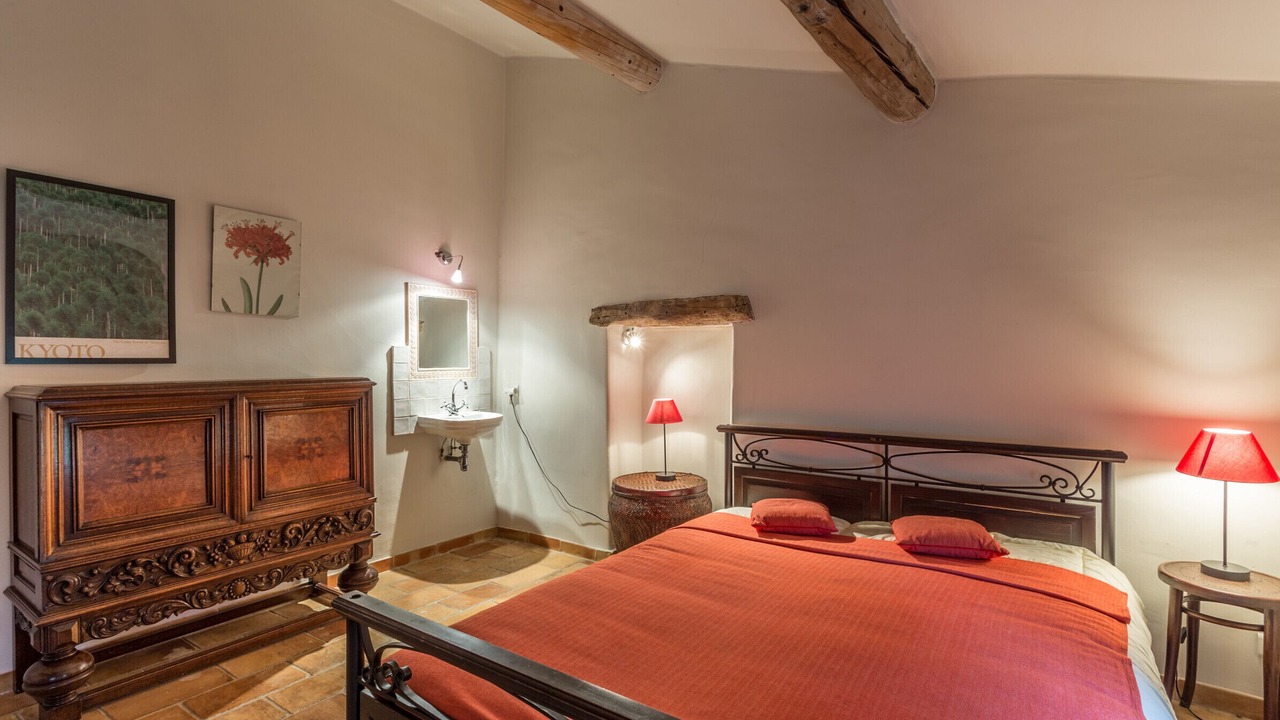 Photo of Bedroom in Menerbes