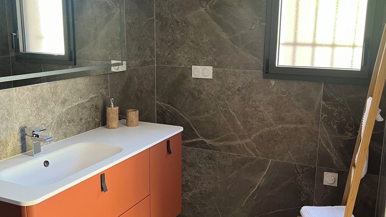 Photo of Bathroom in Anduze