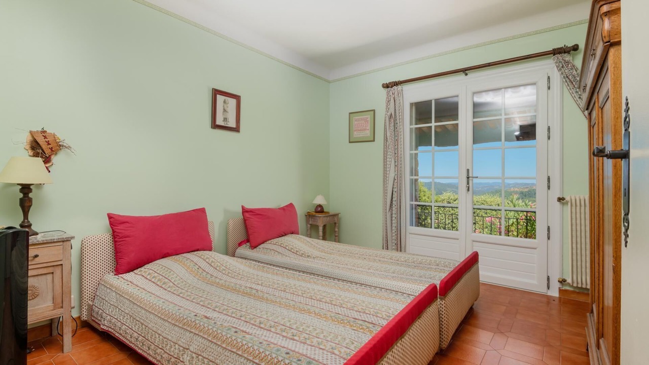 Photo of Bedroom in Montauroux