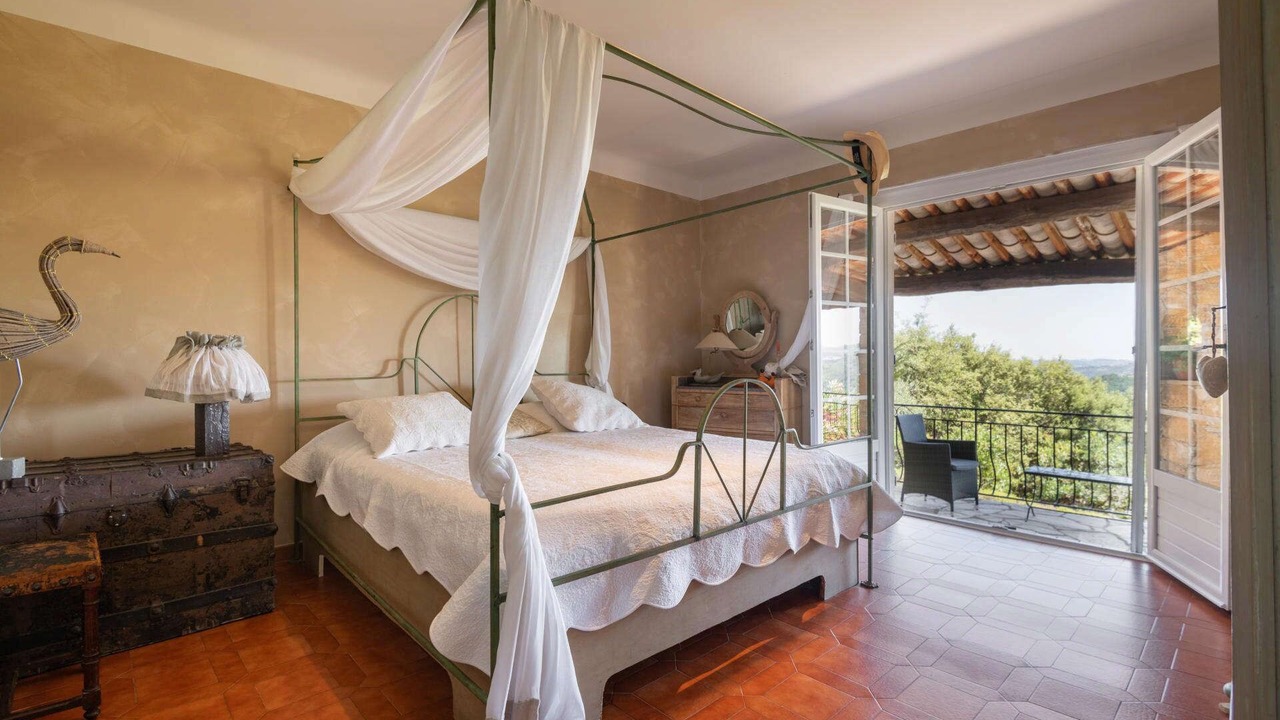 Photo of Bedroom in Montauroux