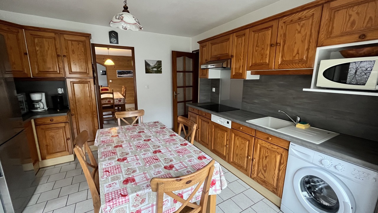 Photo of Kitchen in Le Bourg-d'Oisans