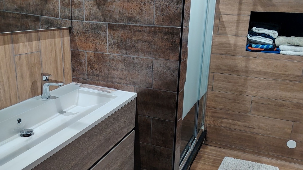 Photo of Bathroom in Orange