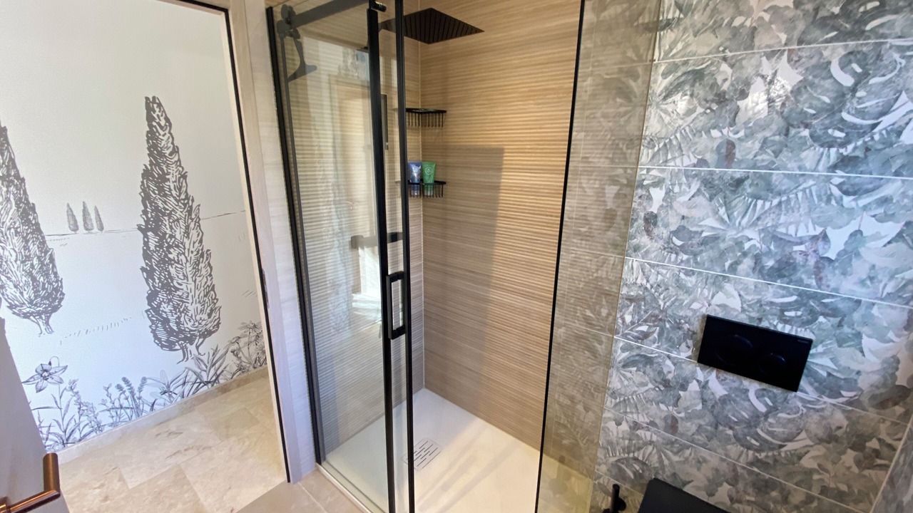 Photo of Bathroom in Antheor