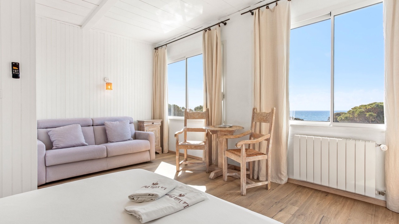 Photo of Bedroom in Les Issambres