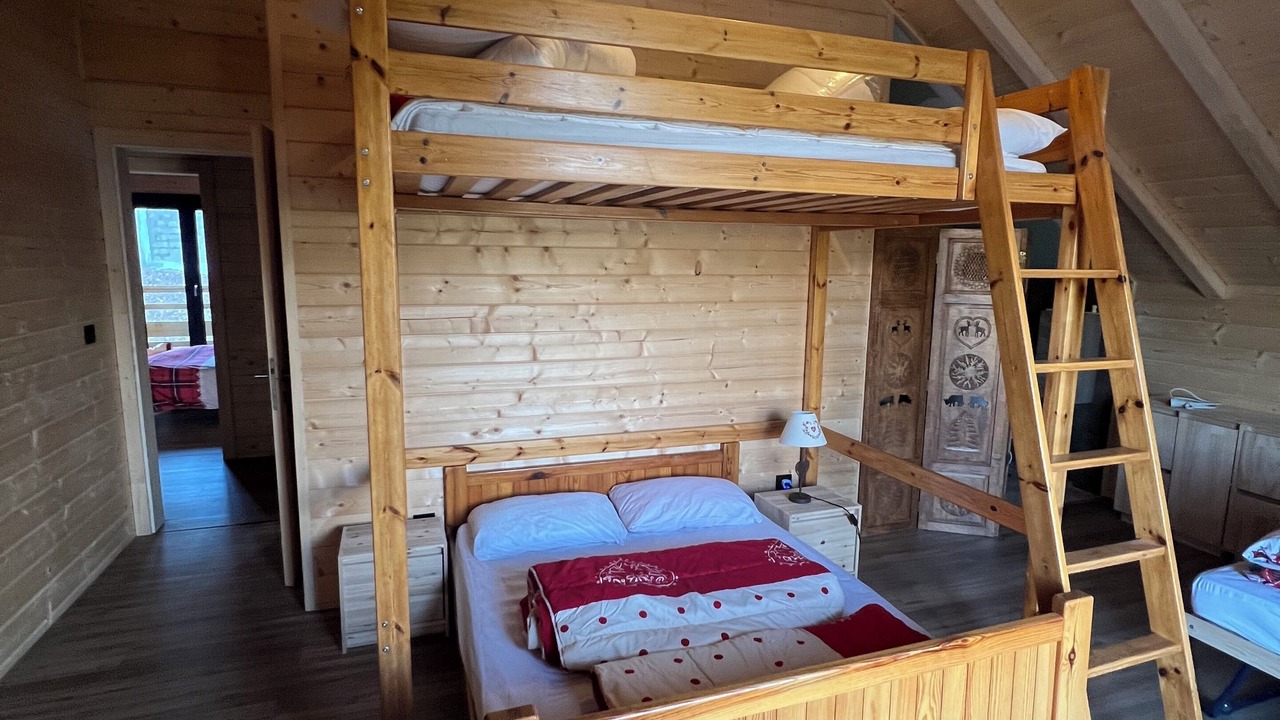 Photo of Bedroom in Le Devoluy