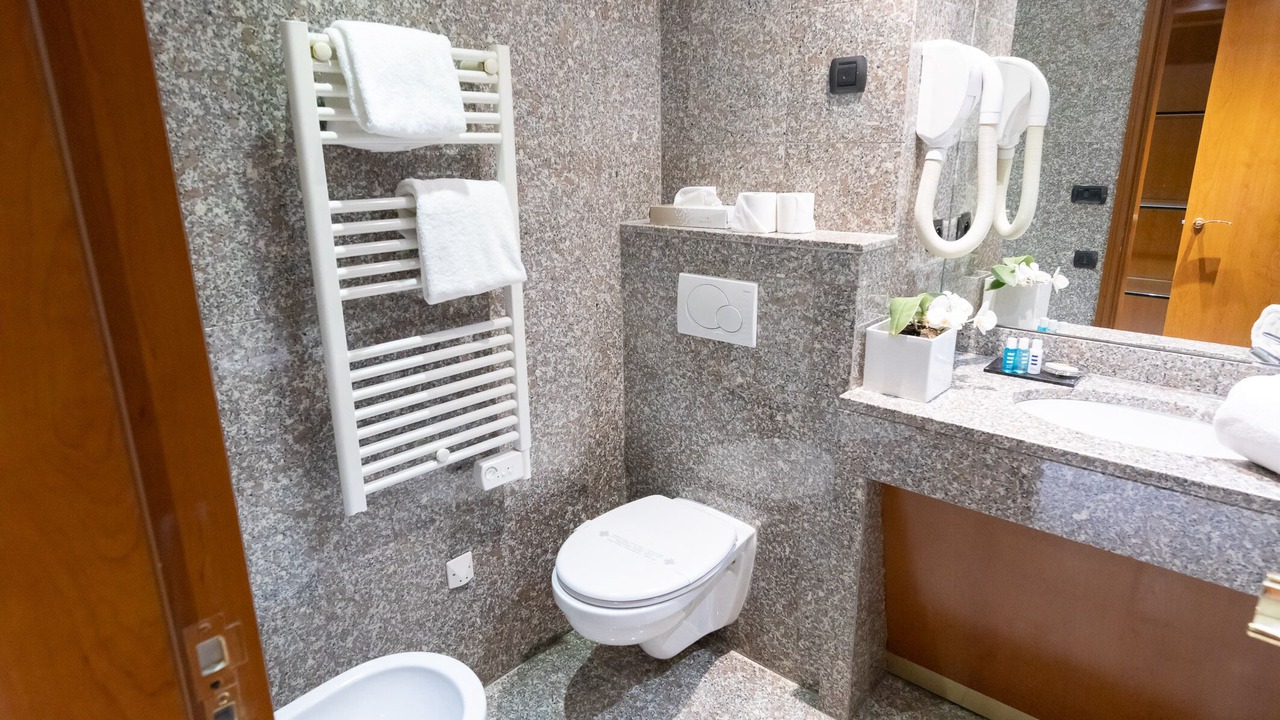 Photo of Bathroom in Nice City Centre