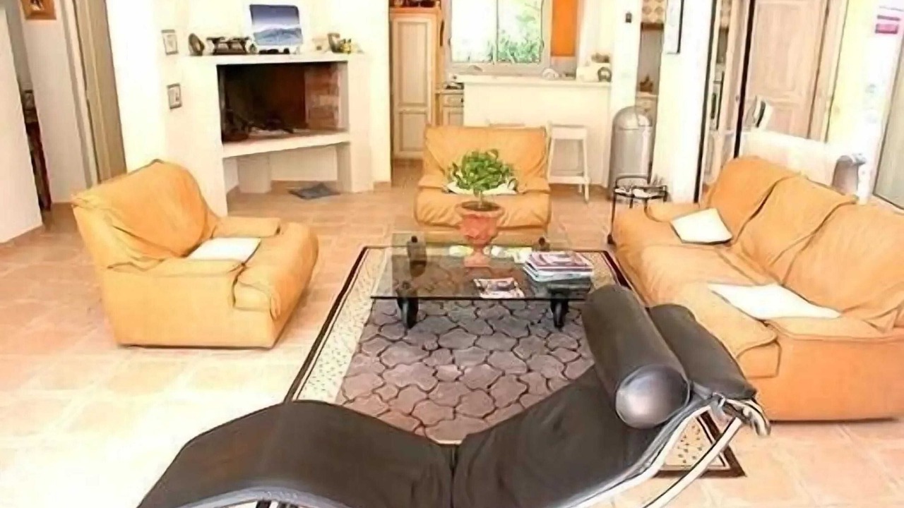 Photo of Livingroom in Fuveau