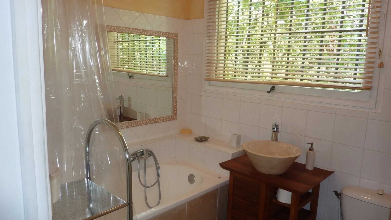 Photo of Bathroom in Fuveau