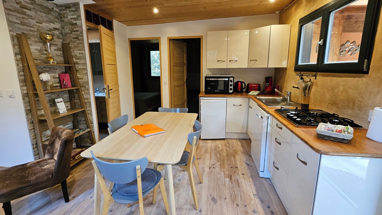 Photo of Kitchen in Labastide-de-Virac