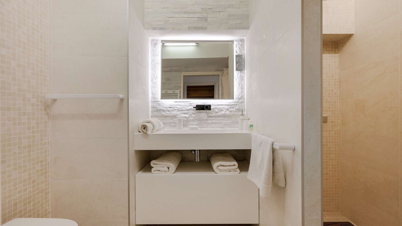 Photo of Bathroom in Orgon