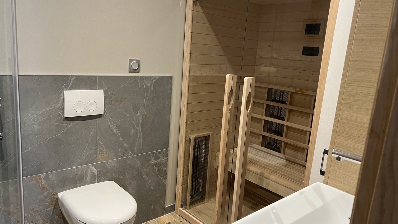 Photo of Bathroom in Le Bourg-d'Oisans