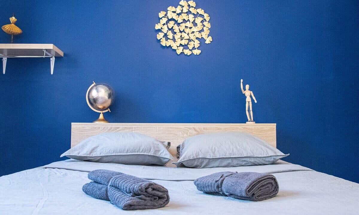 Photo of Bedroom in Saint-Lambert