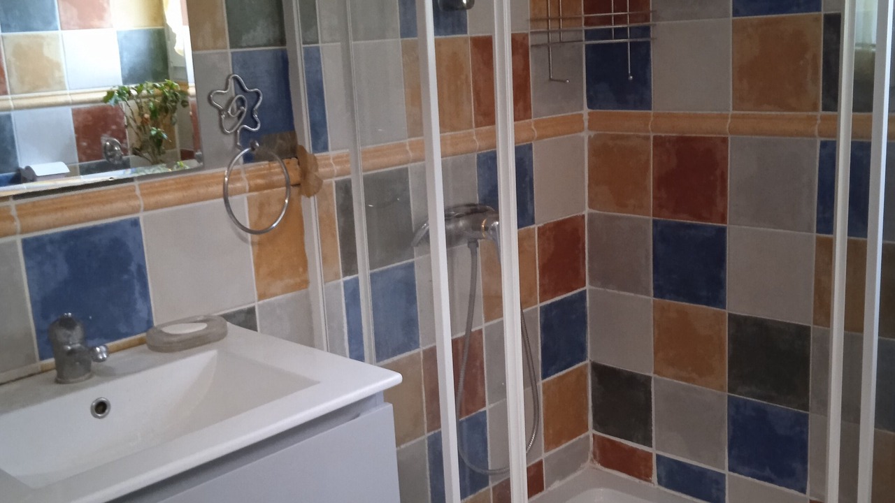 Photo of Bathroom in Frontignan