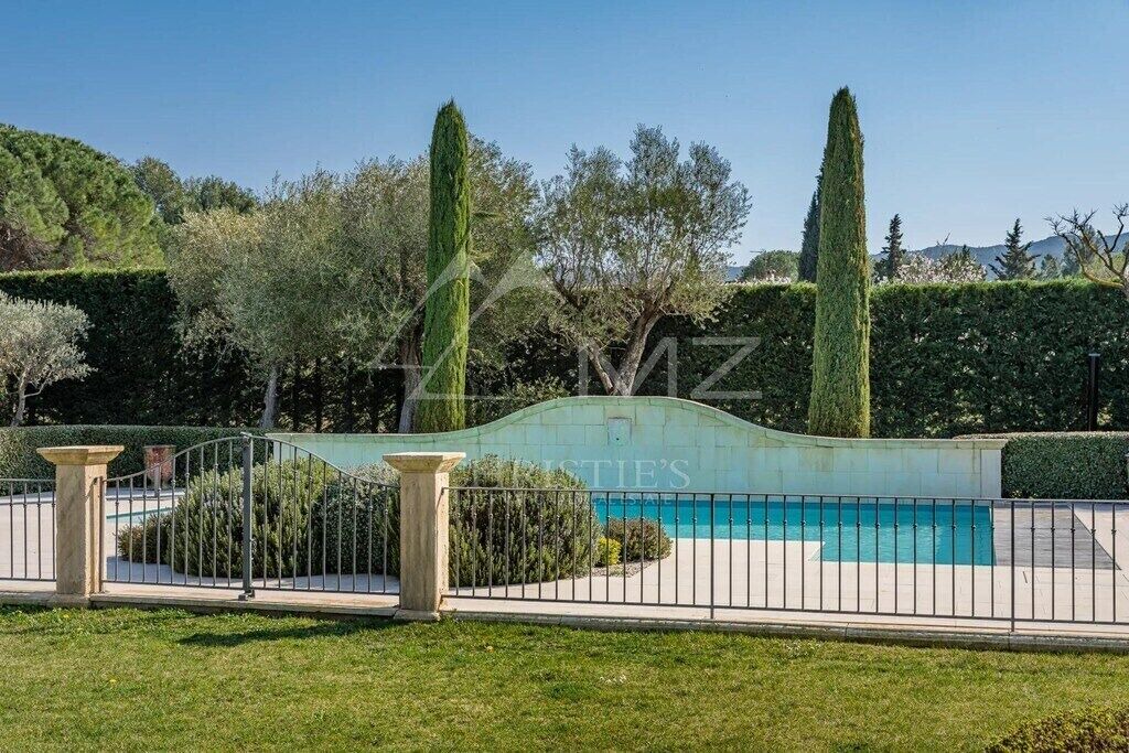 Photo of Outdoor in Eygalieres
