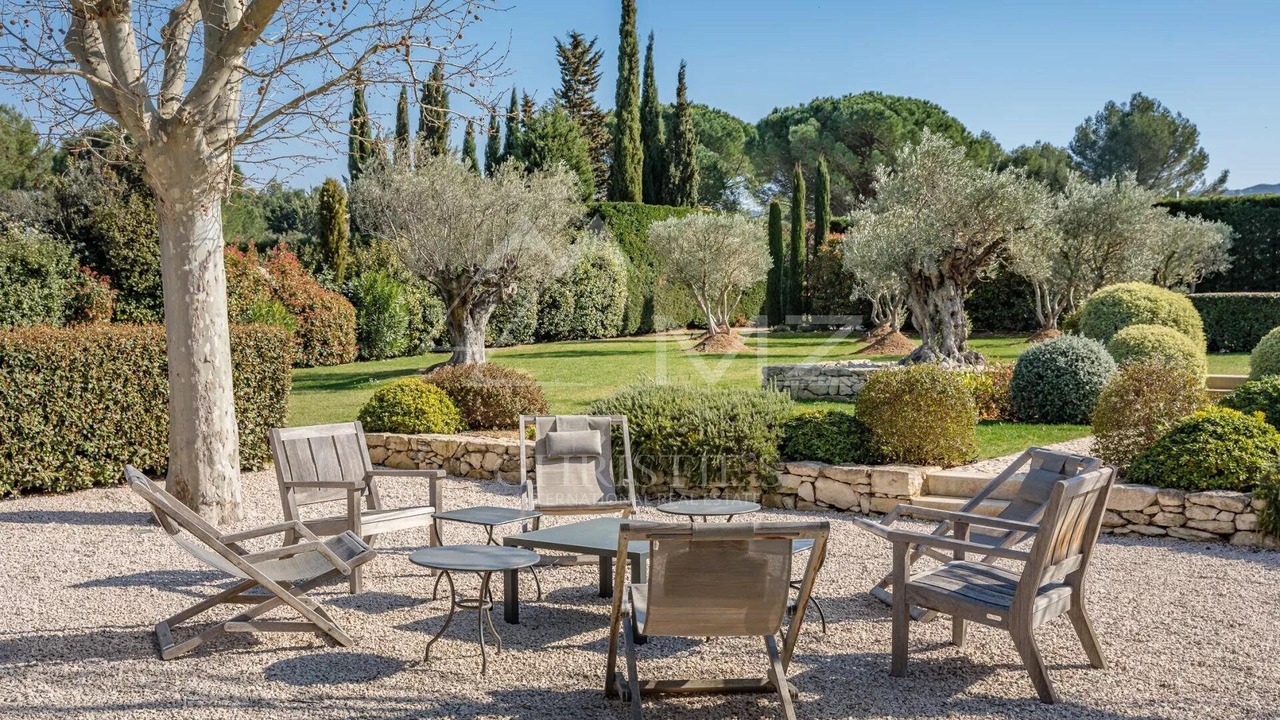 Photo of Outdoor in Eygalieres