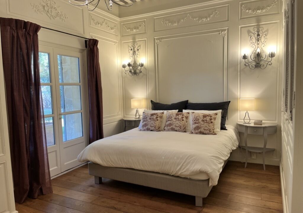 Photo of Bedroom in Eygalieres