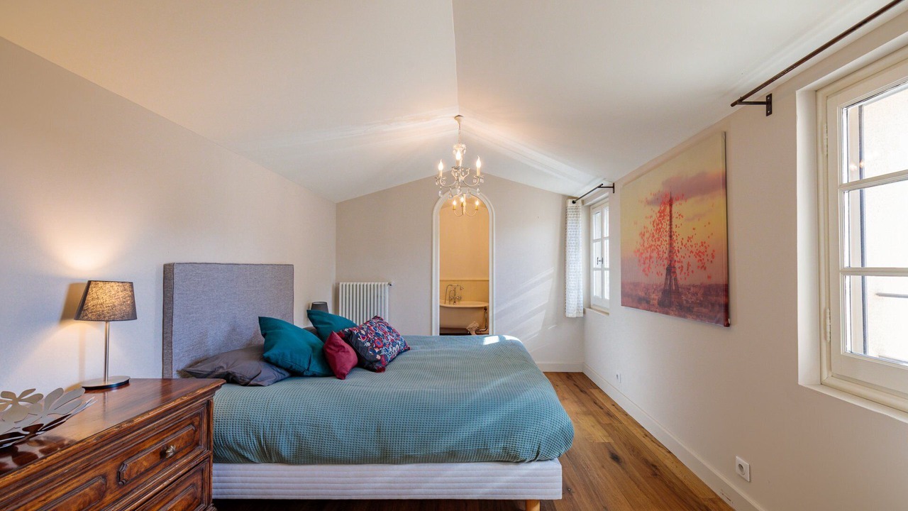Photo of Bedroom in Eygalieres