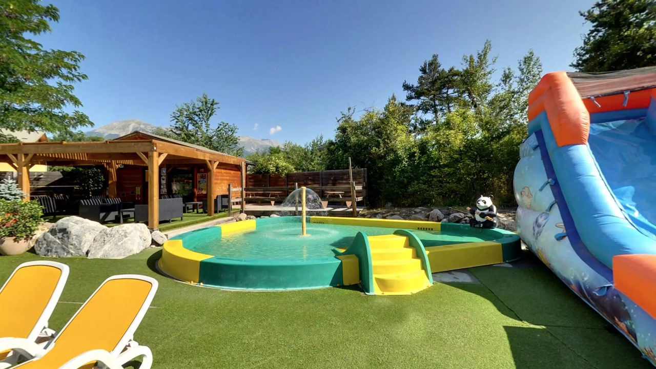 Photo of Outdoor in Baratier