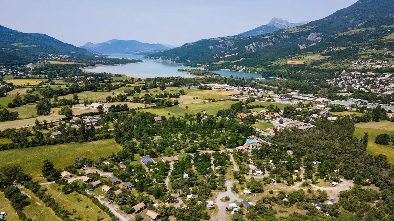 Photo of Outdoor in Baratier