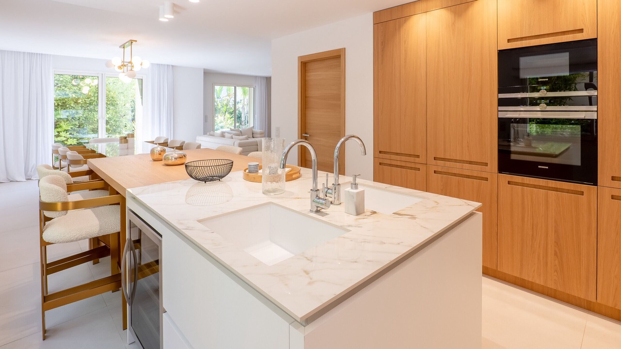Photo of Kitchen in California - Pezou