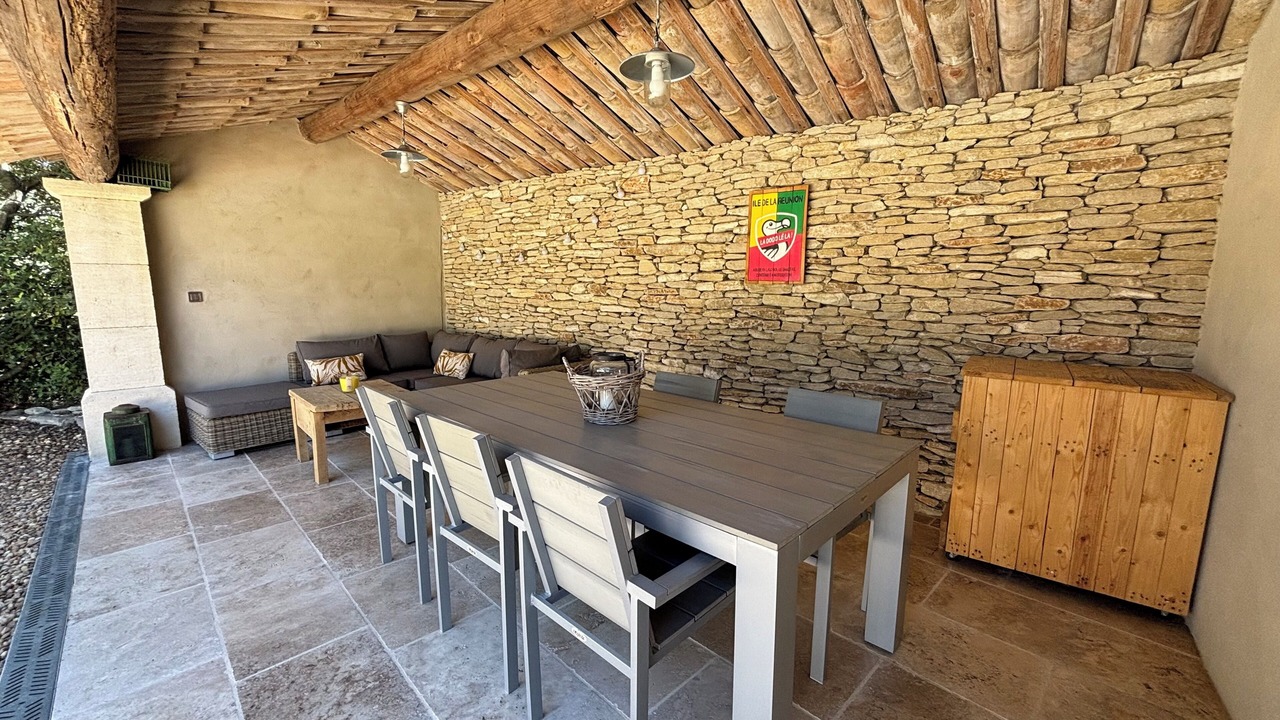 Photo of Outdoor in L'Isle-sur-la-Sorgue