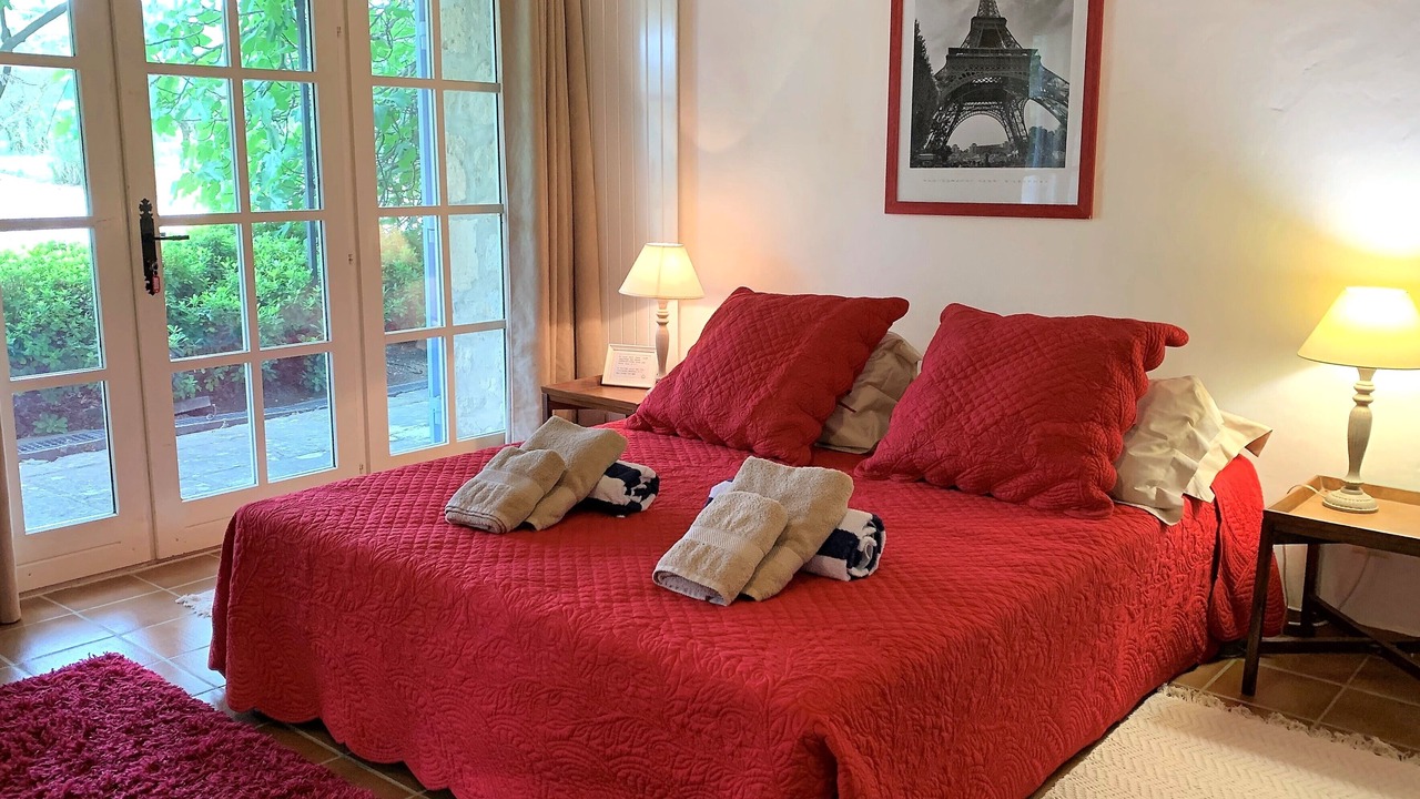 Photo of Bedroom in Eygalieres