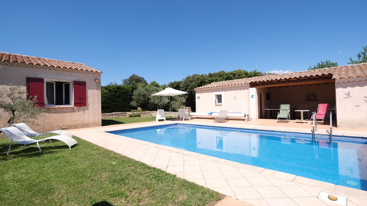 Photo of Outdoor in Aureille