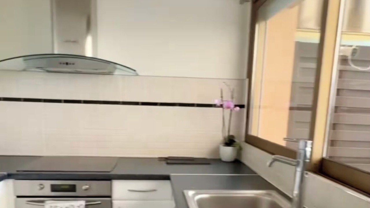 Photo of Kitchen in California - Pezou