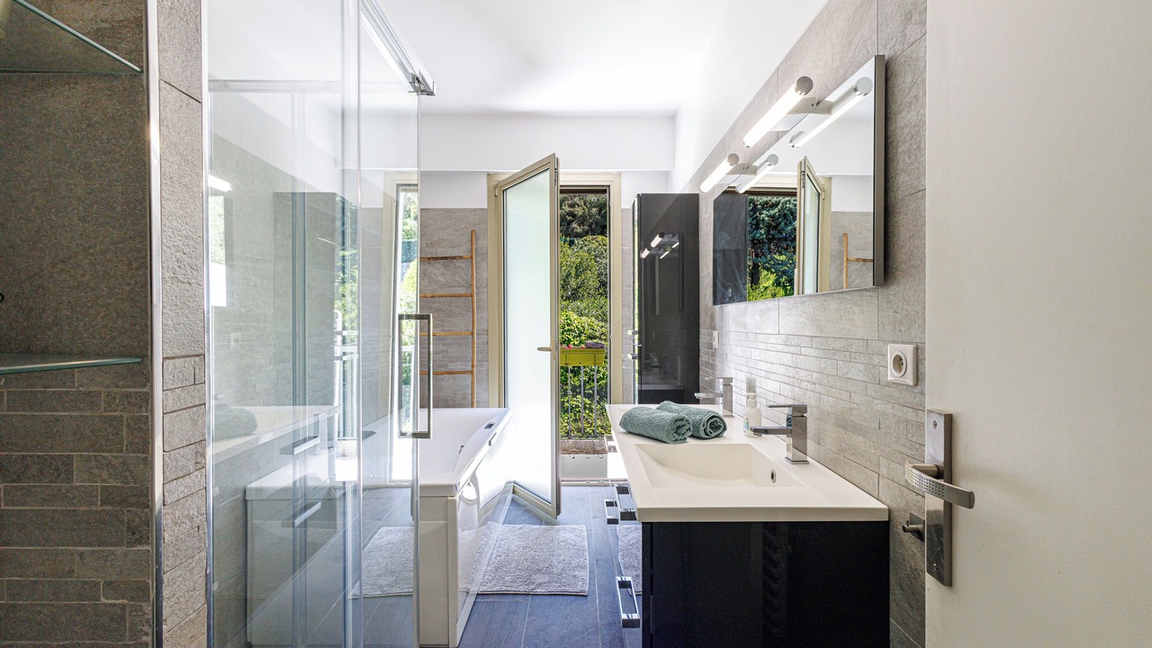 Photo of Bathroom in Riquier