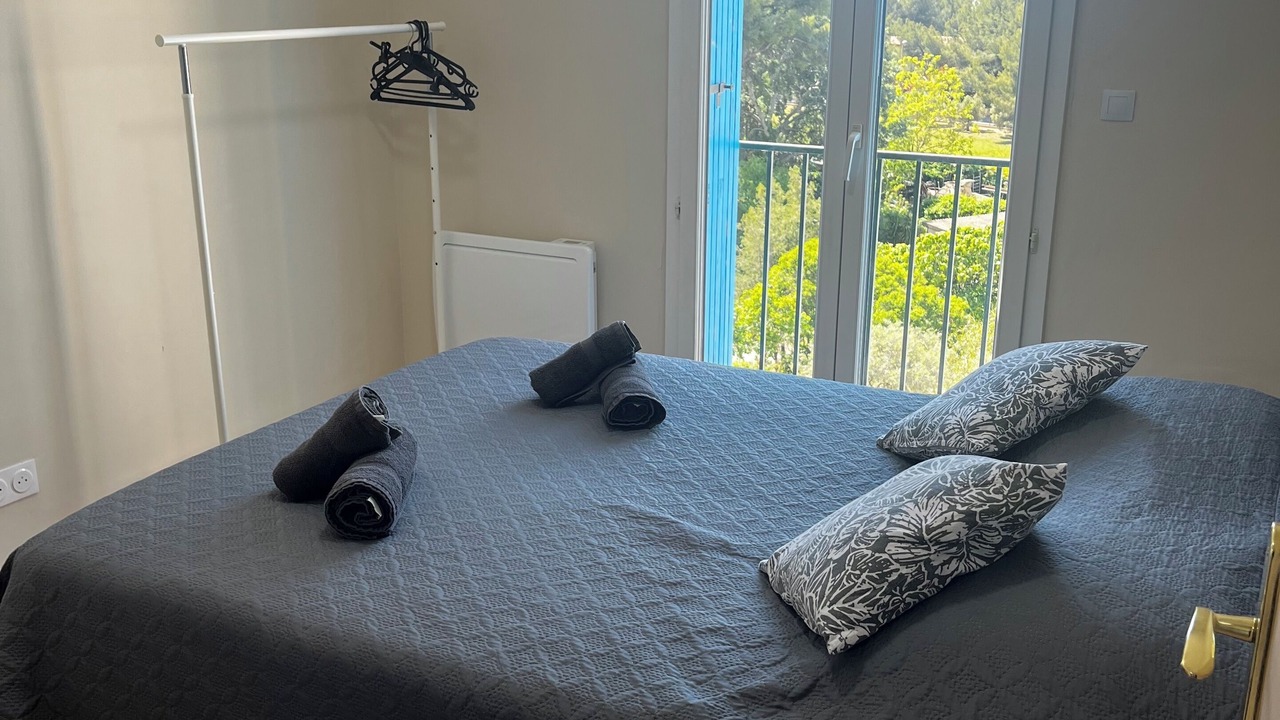 Photo of Bedroom in Vitrolles