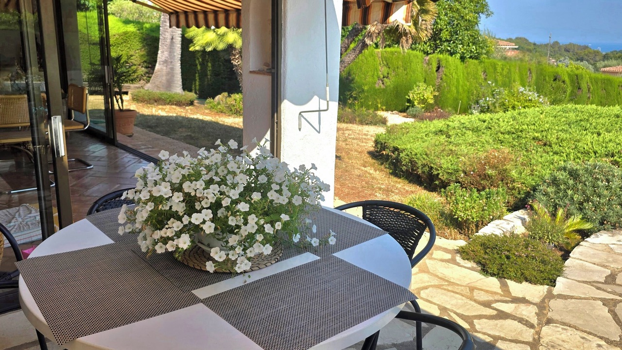 Photo of Outdoor in Biot