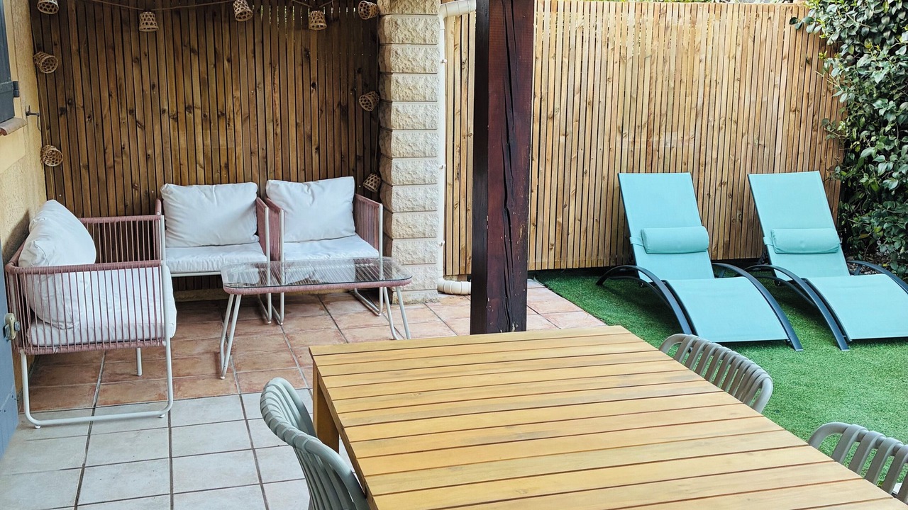 Photo of Outdoor in Eyguieres