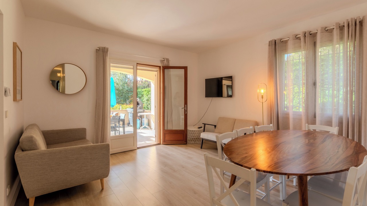 Photo of Livingroom in Cap-d'Antibes