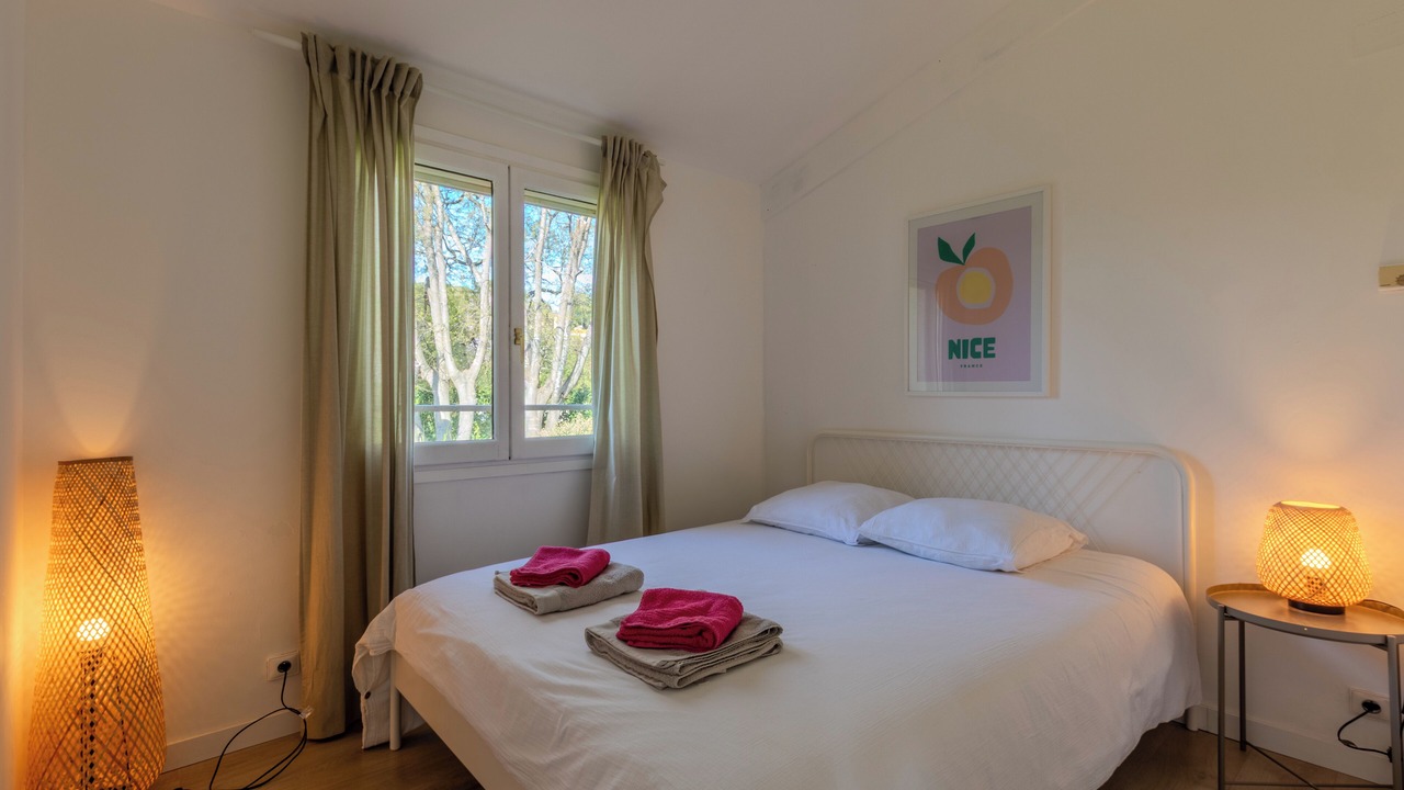 Photo of Bedroom in Cap-d'Antibes