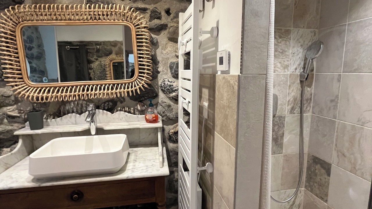 Photo of Bathroom in Saint-Etienne-de-Tinee